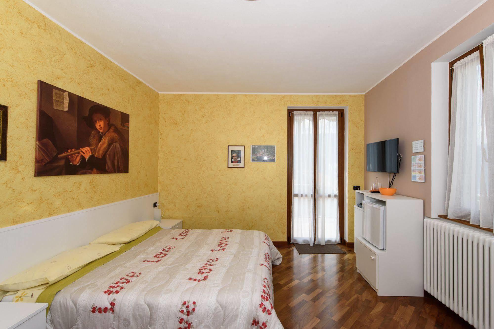 B&b-foresteria Casa Della Musica Bed and breakfast Mandello del Lario